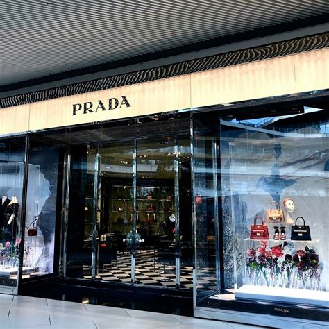 prada стамбул|Prada .